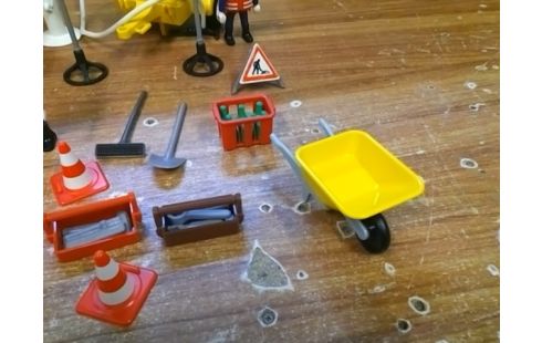 PLAYMOBIL OUVRIERS DE ROUTE