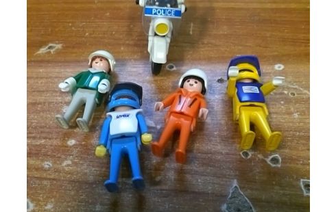 PLAYMOBIL LOT DE 5 PERSONNAGES
