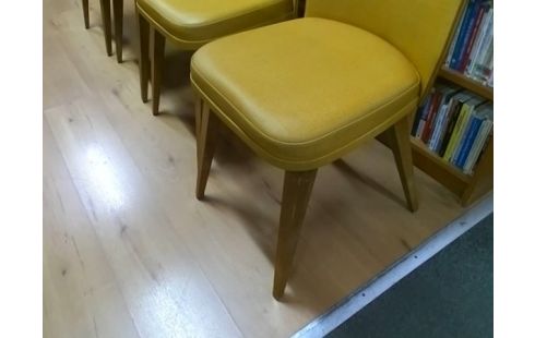LOT DE 4 CHAISES JAUNE ANCIENNE