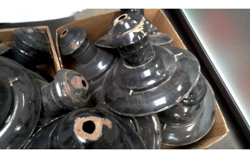 LÁMPARA DE TECHO LA UNIDAD NEGRO BLANCA CORREO ELECTRÓNICO