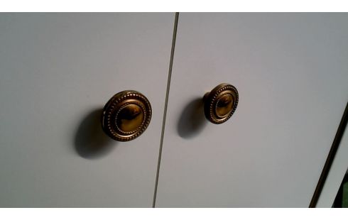 KISTE 1 WEISS 2 TÜREN