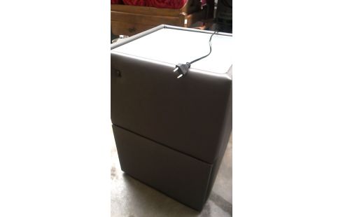 CHEVET ECLAIRE GRIS SIMILI CUIR L UNITE