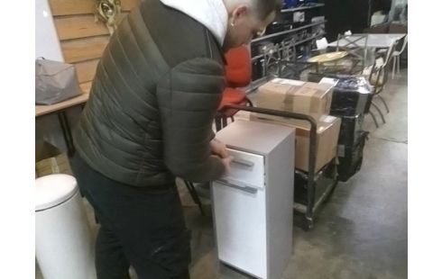 MEUBLE D'APPOINT 1 PORTE / 1 TIROIR