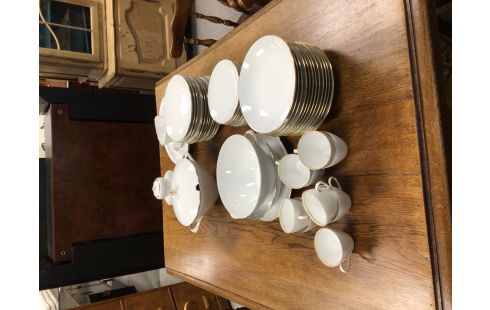 SERVICE DE TABLE BAVARIA DEPAREILLEE