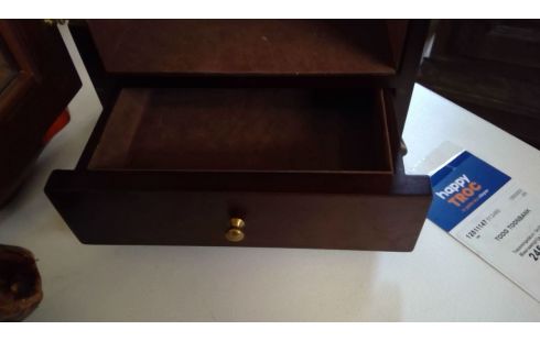 JUWELENRACK M/SPIEGEL ROTEREND SCHUIFJE