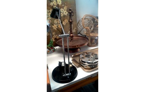 LÁMPARA DE DESPACHO NEGRO DISEÑO