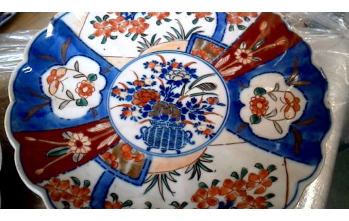 BORD IMARI LOT VAN 6