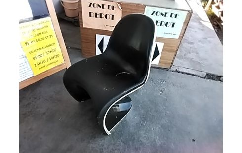 CHAISE PANTON A REPARER