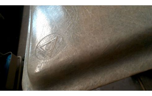 PLATEAU VINTAGE  POLYESTER