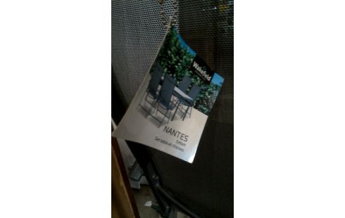 TERRASTOEL  WAKEFIELD/NIEUWSTAAT