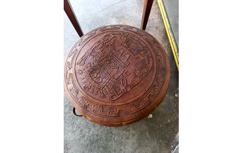 POUF CUIR SCULPTÉ MAYA