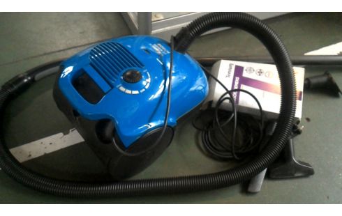 ASPIRATEUR BOSCH BLEUE