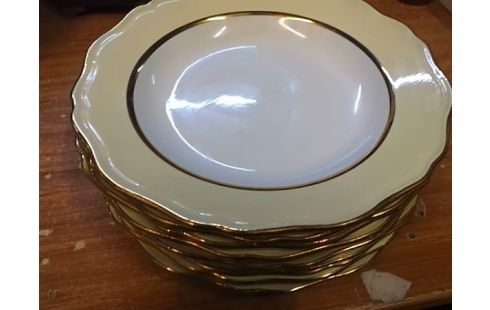 LOT D'ASSIETTES L'AMANDINOISE MONTREAL