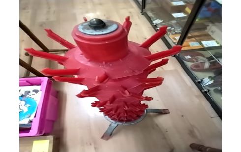 HERISSON PIED METAL SUPPORT PVC ROUGE