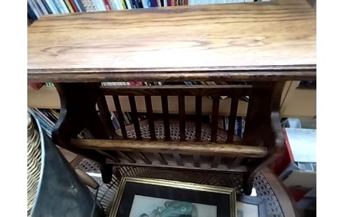 PORTE REVUES RUSTIQUE