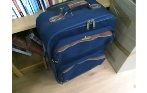 VALISE A ROULETTES BLEUE