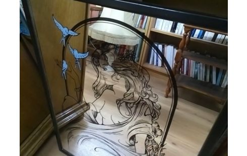 CADRE VERRE AVEC FEMME