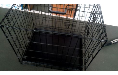 CAGE NOIR METAL MEDIUM