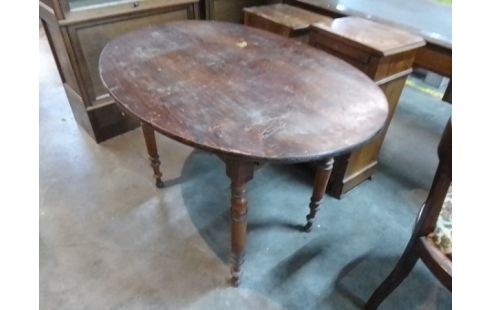 TABLE BOIS OVALE EN L'ETAT