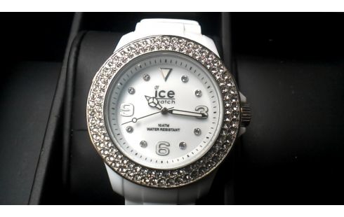 MONTRE BLANCHE CRISTAL