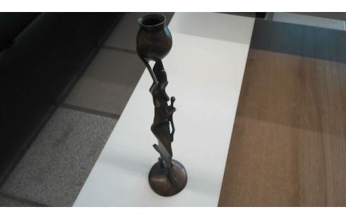 BRONZE STATUETTE AFICAINE CONTEMPORAINE