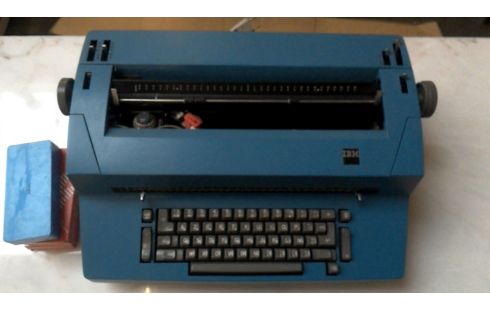 SCHRIJFMACHINE 70TIES  IBM SELECTRIC2