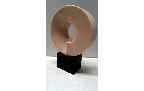 SCULPTUUR MARMER STIJL VAN SUMMERE