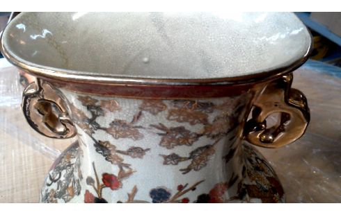 JARRÓN OVALADO JAPONÉS