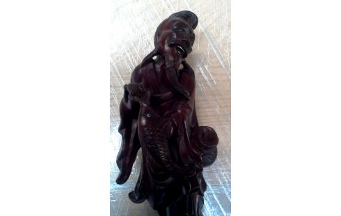 BEELD HOUT CHINEES MAN MET VIS