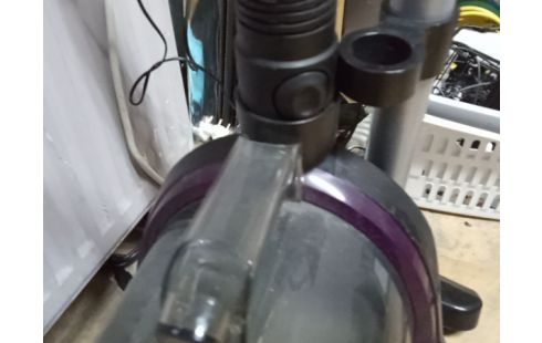 ASPIRATEUR SANS SAC PHILIPS