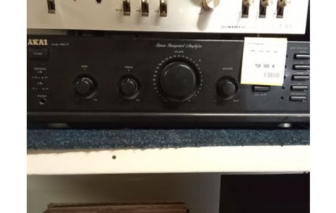 AMPLI AKAI AM17