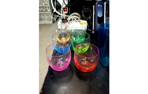 LOT DE 6 VERRES COLORÉS