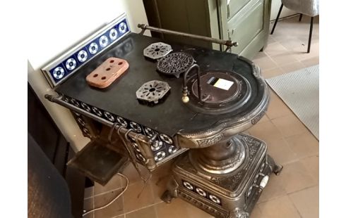 CUISINIERE/POELE RETRO CARRELAGE BLEU MAGNIFIQUE