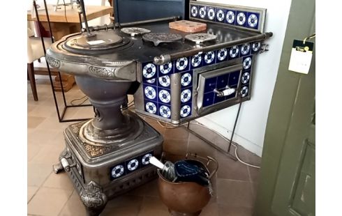 CUISINIERE/POELE RETRO CARRELAGE BLEU MAGNIFIQUE