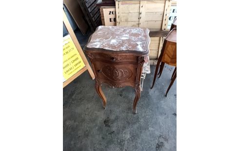 CHEVET DESSUS MARBRE