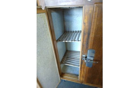 REFRIGERATEUR ANCIEN NOUMA