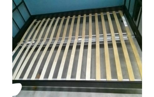 LIT + SOMMIER MPETAL NOIR - IKEA  140 X 190