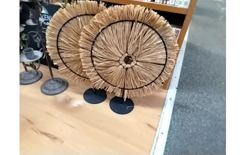 DECORATION NOIR + PAILLE RONDE