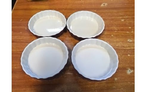 LOT DE 4 PLATS TARTELETTE D10