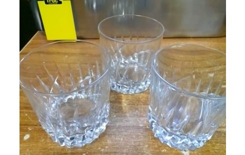 LOT DE 3 VERRES A WHISKY
