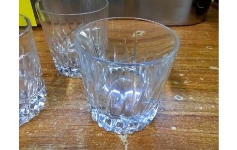 LOT DE 3 VERRES A WHISKY