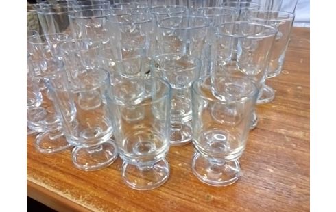 SERVICE DE VERRE SUR PIED