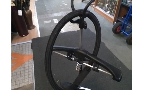 DEFROISSEUR STEAMONE BLANC