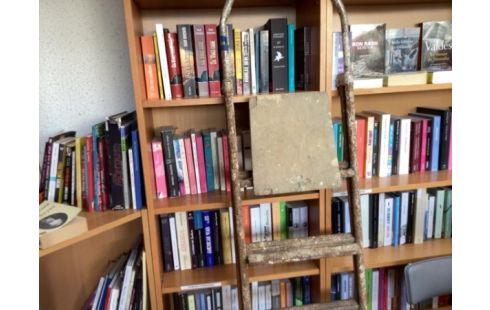 ESCABEAU MÉTAL ET BOIS ANCIEN