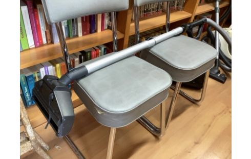 CHAISE PIEDS MÉTAL ASSISE GRISE