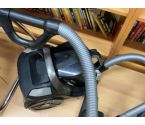 ASPIRATEUR ROWENTA SANS SAC NOIR