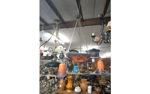 LUSTRE PATE DE VERRE 3 TULIPES