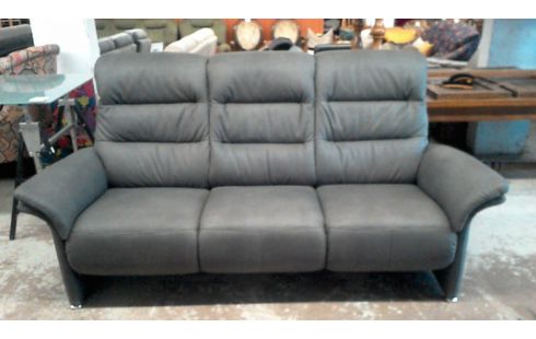 SOFA LEDER