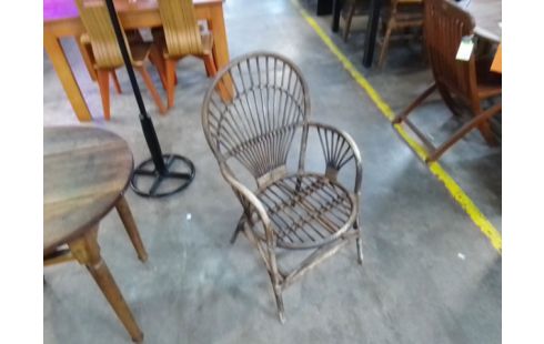 FAUTEUIL BAMBOU EN L'ETAT