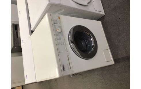 MACHINE A LAVER MIELE NOVOTRONIC W304